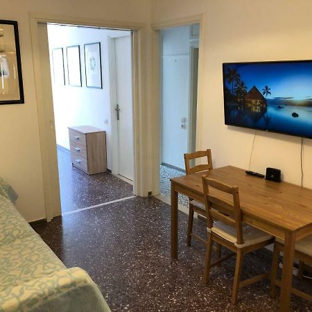 Metaxourgio Spacious Two Bedroom Apartment Atény Exteriér fotografie